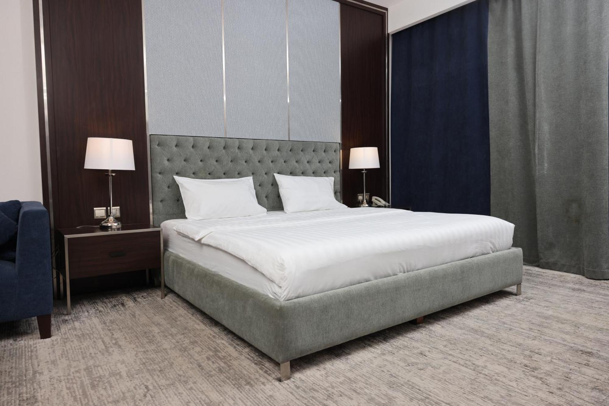 Lily Hotel Suite Mubarraz Эль-Хуфуф Экстерьер фото