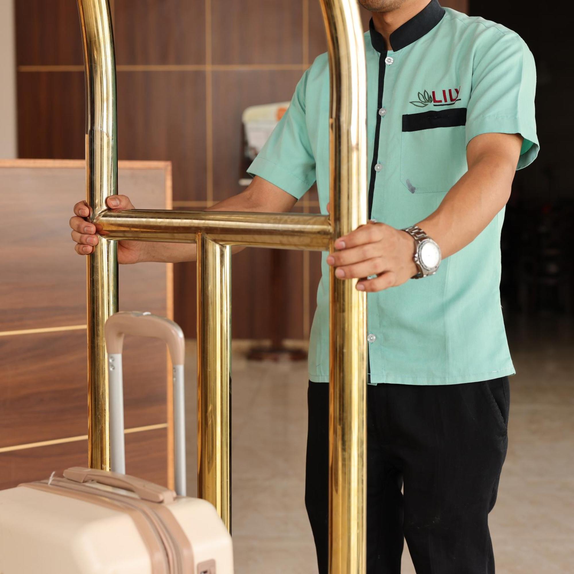 Lily Hotel Suite Mubarraz Эль-Хуфуф Экстерьер фото