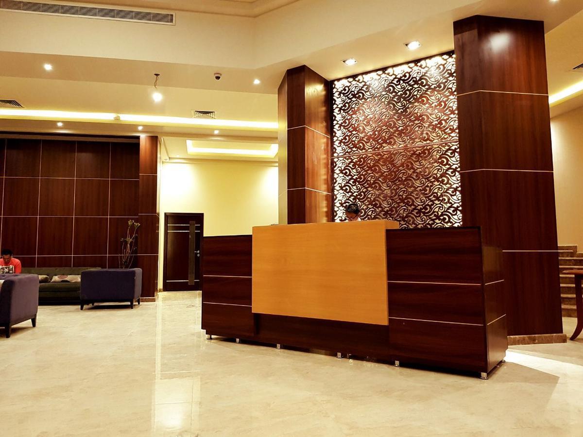 Lily Hotel Suite Mubarraz Эль-Хуфуф Экстерьер фото