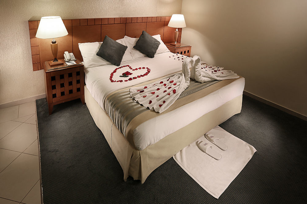 Lily Hotel Suite Mubarraz Эль-Хуфуф Экстерьер фото