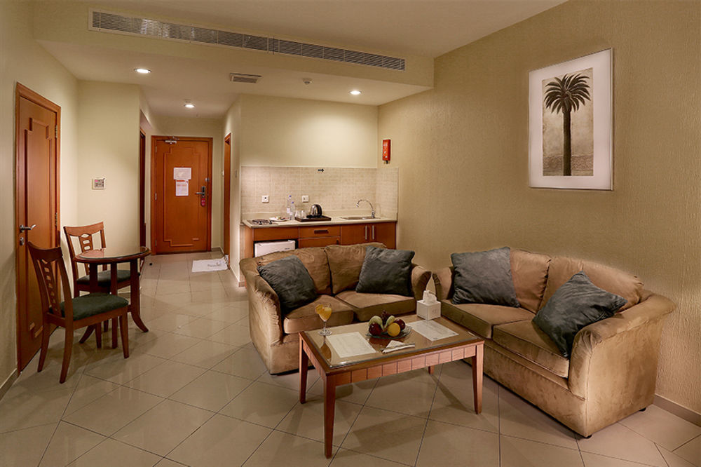 Lily Hotel Suite Mubarraz Эль-Хуфуф Экстерьер фото