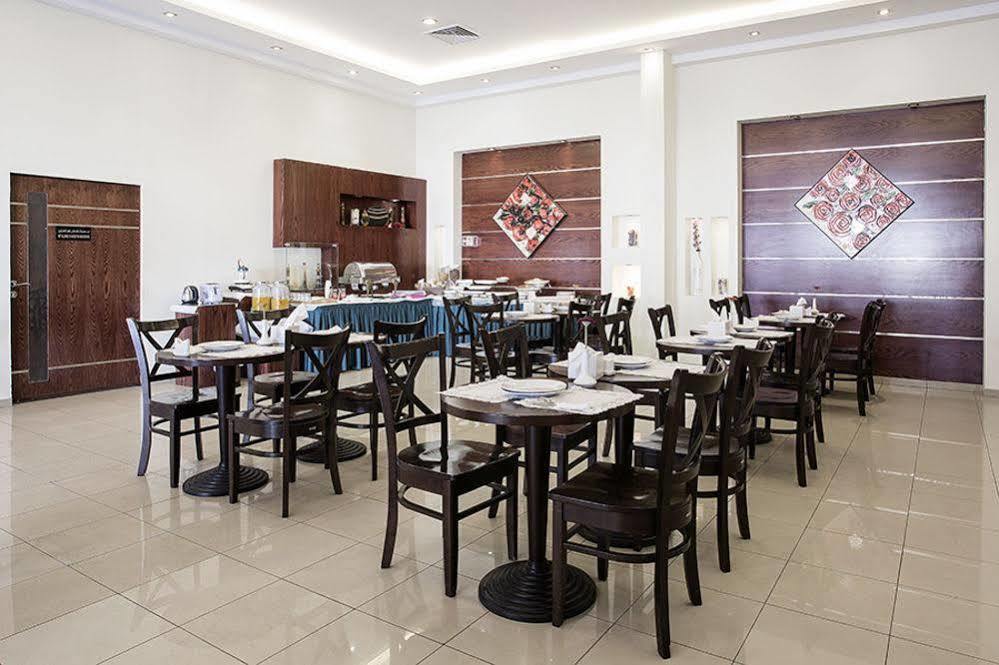 Lily Hotel Suite Mubarraz Эль-Хуфуф Экстерьер фото